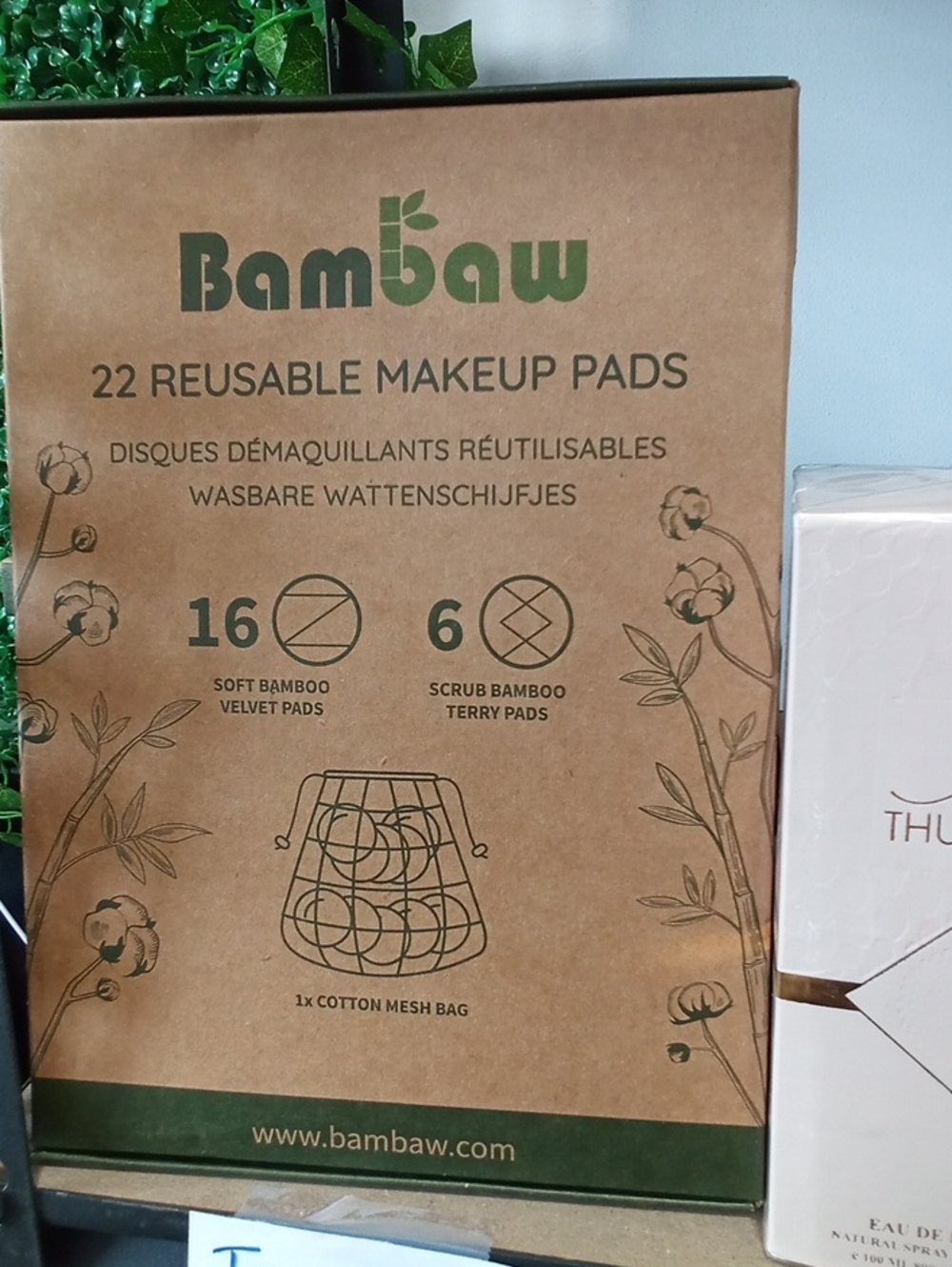 Bambaw Reusable make Up pads